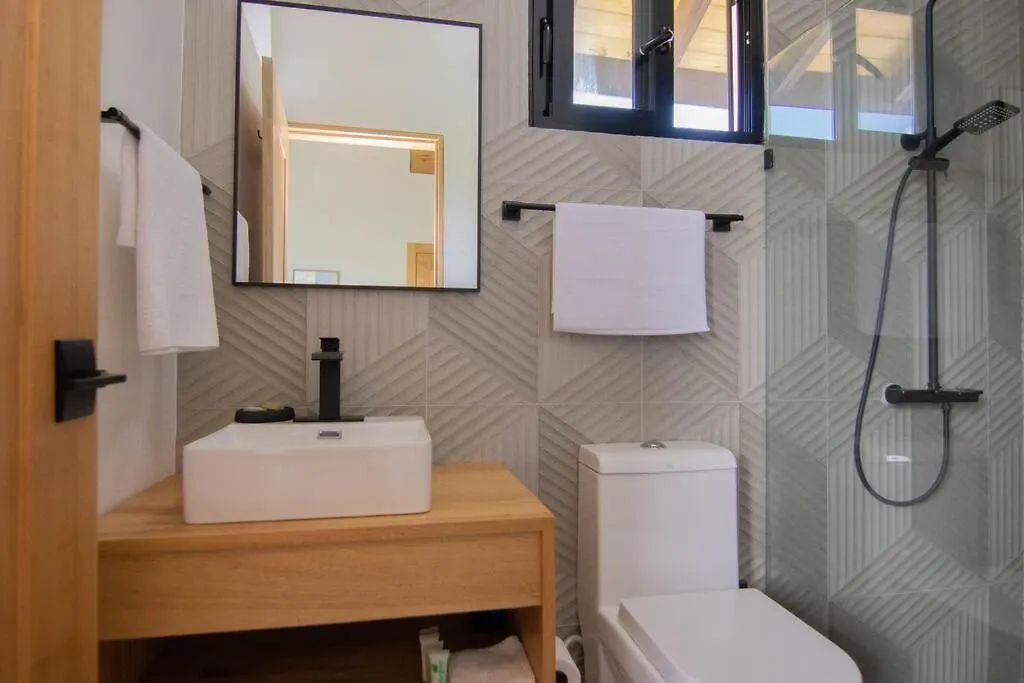 Casita Bower Villa Inoa